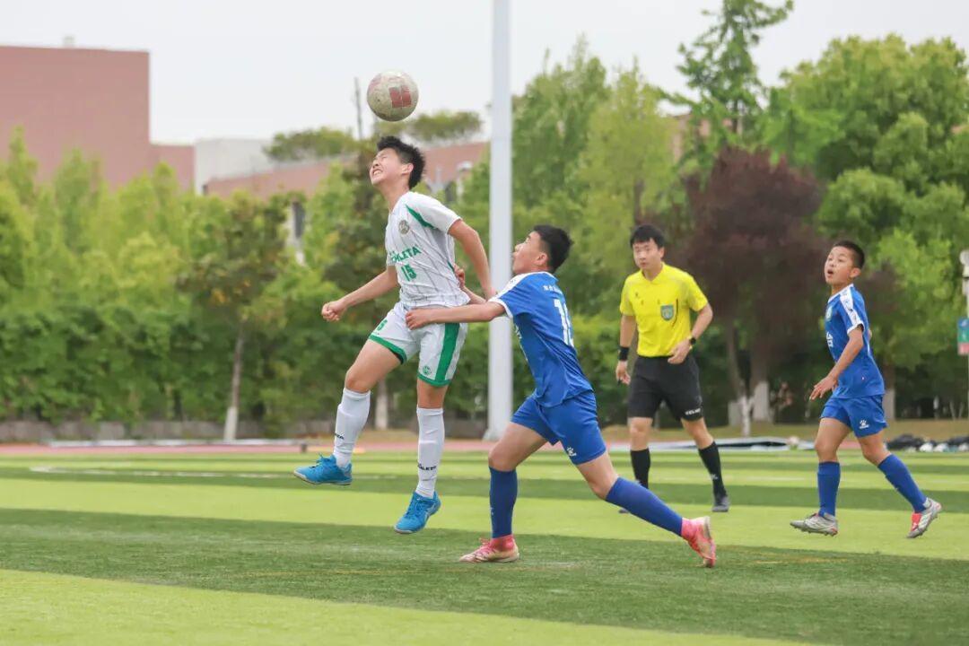 加拿大公开赛第三轮苏贝尔领跑